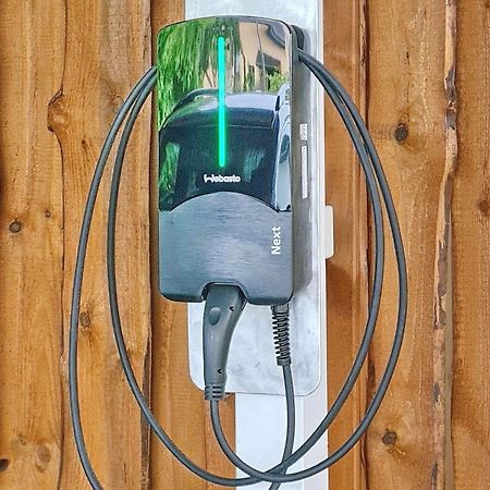 Ferienwohnung Am Park Mit E-Autoladestation 吕本瑙 外观 照片